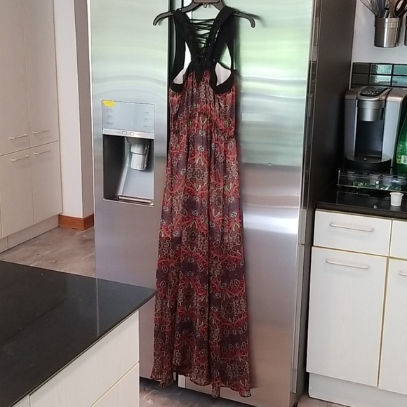 💕ADELYN RAE💕 Sleeveless Pattern Maxi Dress - Picture 2 of 11